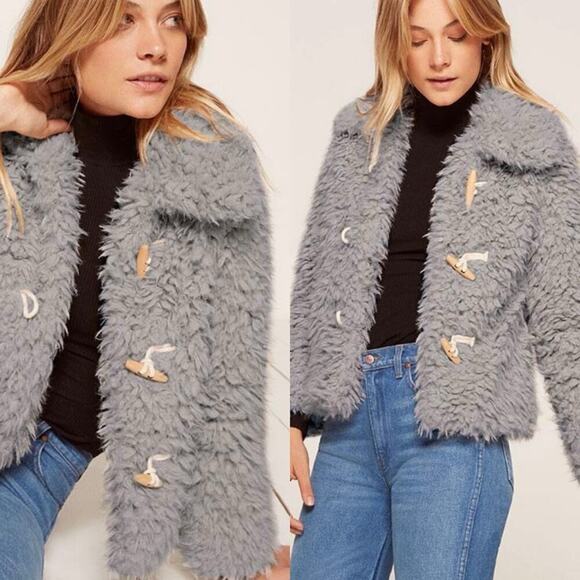 Reformation Cropped Faux Fur Soft Teddy Coat Light Gray Pockets Size Medium - Picture 1 of 9